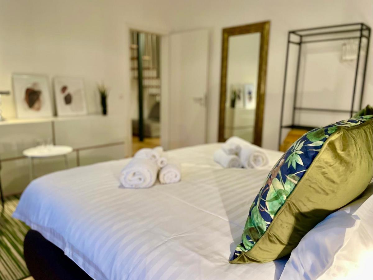 Voh Exklusives Wohnhaus Mitten In Vohenstrauss, Bis 8 Personen!!! Экстерьер фото
